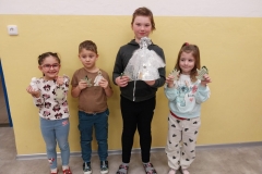 63d052de-1849-4996-9a80-7a7ac345fb33